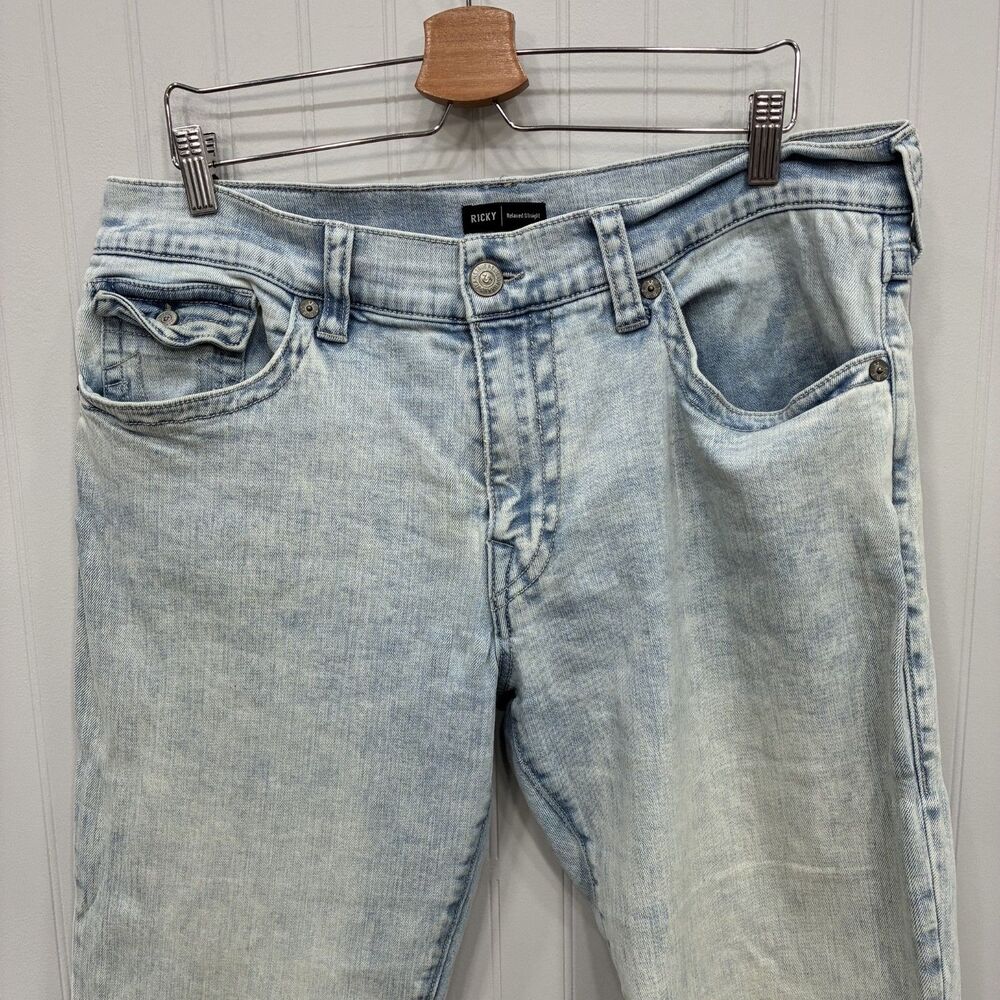 True Religion Ricky Men's W36 x L34 Blue Relaxed Straight Light Wash Denim Jeans - Picture 2 of 7